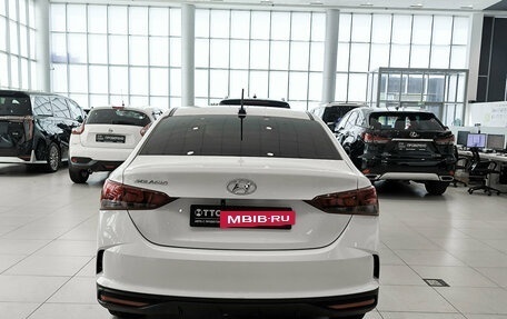 Hyundai Solaris II рестайлинг, 2021 год, 1 630 000 рублей, 6 фотография