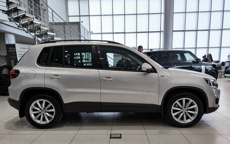 Volkswagen Tiguan I, 2015 год, 950 000 рублей, 4 фотография