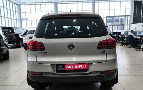 Volkswagen Tiguan I, 2015 год, 950 000 рублей, 6 фотография