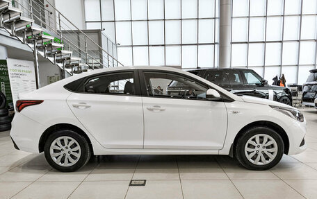 Hyundai Solaris II рестайлинг, 2019 год, 1 350 000 рублей, 4 фотография