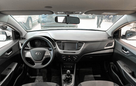 Hyundai Solaris II рестайлинг, 2019 год, 1 350 000 рублей, 14 фотография