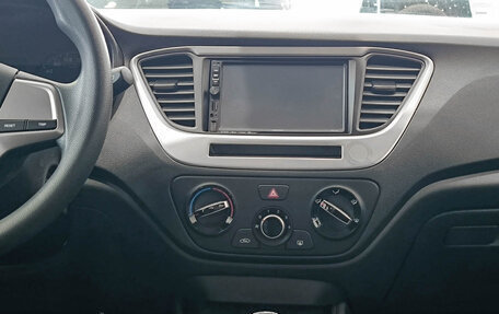 Hyundai Solaris II рестайлинг, 2019 год, 1 350 000 рублей, 15 фотография