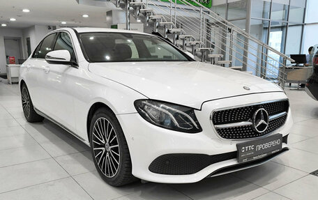 Mercedes-Benz E-Класс, 2016 год, 2 099 000 рублей, 3 фотография