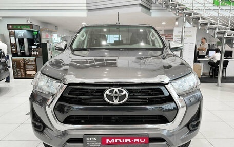Toyota Hilux VIII, 2021 год, 4 550 000 рублей, 2 фотография