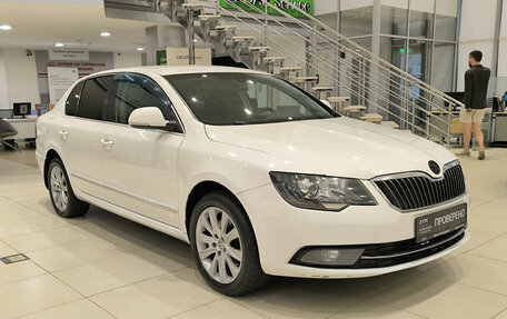 Skoda Superb III рестайлинг, 2013 год, 650 000 рублей, 3 фотография