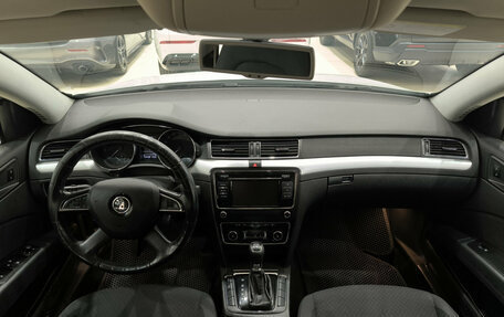 Skoda Superb III рестайлинг, 2013 год, 650 000 рублей, 17 фотография