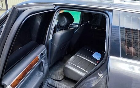 Volkswagen Touareg III, 2007 год, 1 000 000 рублей, 8 фотография