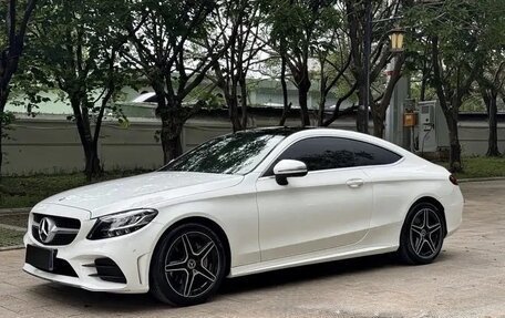 Mercedes-Benz C-Класс, 2022 год, 3 200 000 рублей, 3 фотография