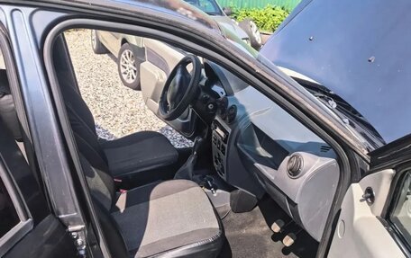 Renault Logan I, 2006 год, 180 000 рублей, 10 фотография