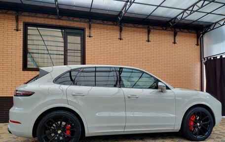 Porsche Cayenne III, 2021 год, 8 950 000 рублей, 3 фотография
