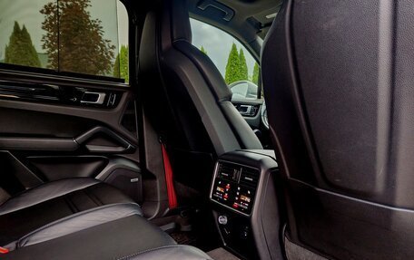 Porsche Cayenne III, 2021 год, 8 950 000 рублей, 34 фотография