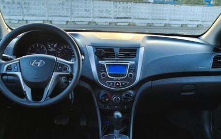 Hyundai Solaris II рестайлинг, 2013 год, 610 000 рублей, 6 фотография