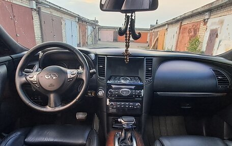 Infiniti FX II, 2011 год, 1 600 000 рублей, 4 фотография