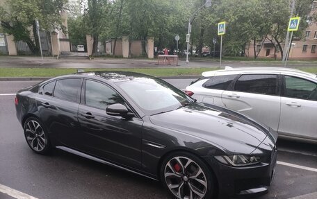 Jaguar XE I рестайлинг, 2018 год, 2 300 000 рублей, 7 фотография