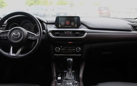 Mazda 6, 2017 год, 1 865 000 рублей, 7 фотография