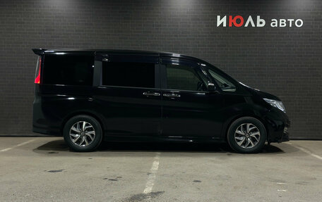 Honda Stepwgn IV, 2015 год, 1 880 000 рублей, 5 фотография
