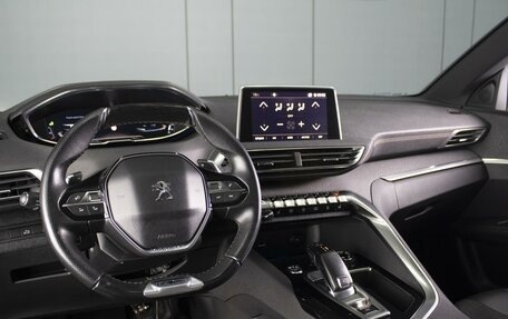 Peugeot 3008 II, 2018 год, 2 012 000 рублей, 6 фотография