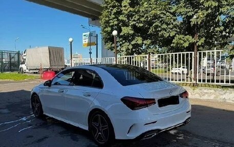 Mercedes-Benz A-Класс, 2022 год, 2 000 000 рублей, 6 фотография