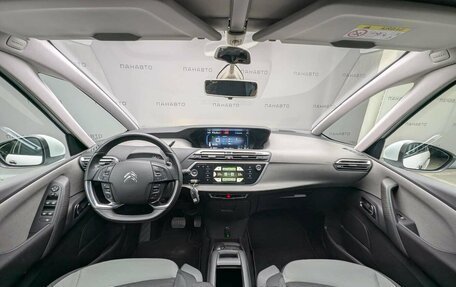 Citroen C4 Picasso II рестайлинг, 2013 год, 1 265 000 рублей, 6 фотография