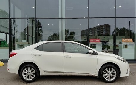 Toyota Corolla, 2013 год, 945 000 рублей, 4 фотография
