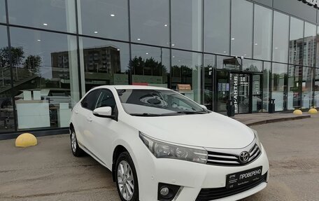 Toyota Corolla, 2013 год, 945 000 рублей, 3 фотография