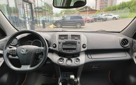 Toyota RAV4, 2011 год, 1 365 000 рублей, 14 фотография