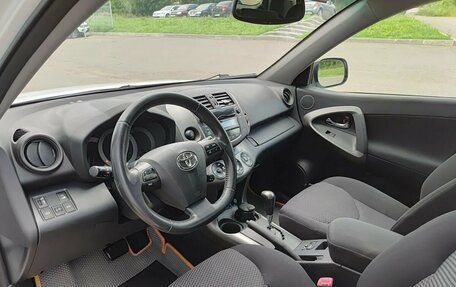 Toyota RAV4, 2011 год, 1 365 000 рублей, 16 фотография