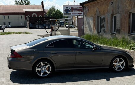 Mercedes-Benz CLS, 2005 год, 1 300 000 рублей, 20 фотография