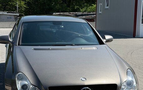 Mercedes-Benz CLS, 2005 год, 1 300 000 рублей, 22 фотография