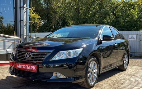 Toyota Camry, 2014 год, 1 749 000 рублей, 4 фотография