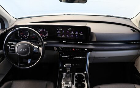 KIA Carnival, 2023 год, 3 999 000 рублей, 13 фотография