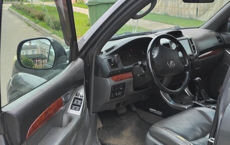 Toyota Land Cruiser Prado 120 рестайлинг, 2007 год, 1 400 030 рублей, 7 фотография