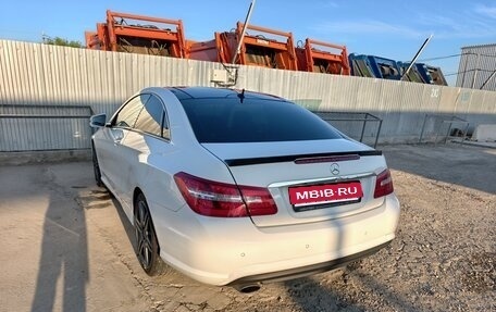 Mercedes-Benz E-Класс, 2011 год, 1 350 000 рублей, 1 фотография
