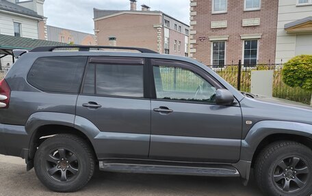 Toyota Land Cruiser Prado 120 рестайлинг, 2007 год, 1 400 030 рублей, 18 фотография