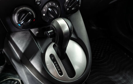 Mazda 2 III, 2012 год, 735 000 рублей, 11 фотография