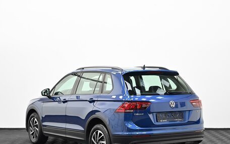 Volkswagen Tiguan II, 2020 год, 2 025 000 рублей, 2 фотография
