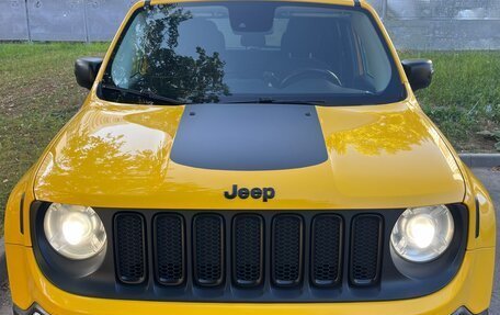 Jeep Renegade I рестайлинг, 2015 год, 1 560 000 рублей, 2 фотография