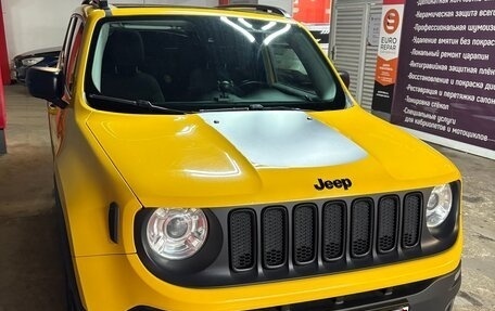 Jeep Renegade I рестайлинг, 2015 год, 1 560 000 рублей, 3 фотография