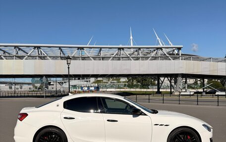 Maserati Ghibli, 2018 год, 4 350 000 рублей, 3 фотография