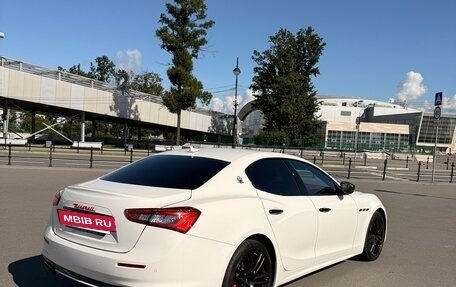 Maserati Ghibli, 2018 год, 4 350 000 рублей, 2 фотография