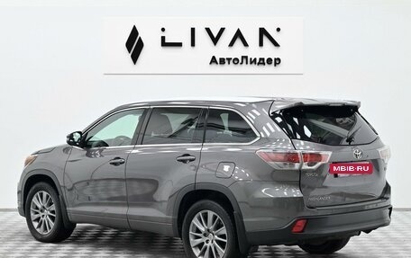 Toyota Highlander III, 2015 год, 2 675 000 рублей, 2 фотография