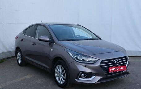 Hyundai Solaris II рестайлинг, 2018 год, 1 350 000 рублей, 3 фотография