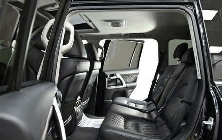 Toyota Land Cruiser 200, 2015 год, 4 405 000 рублей, 6 фотография