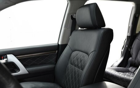 Toyota Land Cruiser 200, 2015 год, 4 405 000 рублей, 10 фотография