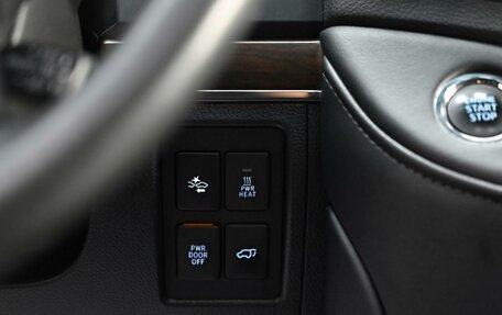 Toyota Land Cruiser 200, 2015 год, 4 405 000 рублей, 18 фотография