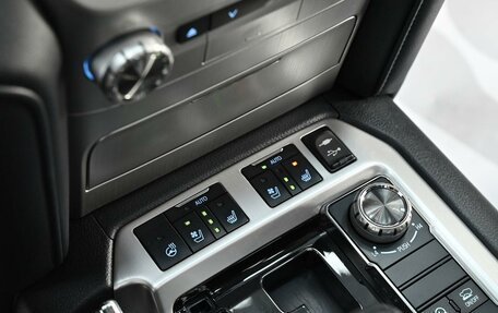 Toyota Land Cruiser 200, 2015 год, 4 405 000 рублей, 21 фотография