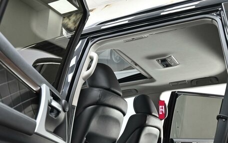 Toyota Land Cruiser 200, 2015 год, 4 405 000 рублей, 8 фотография