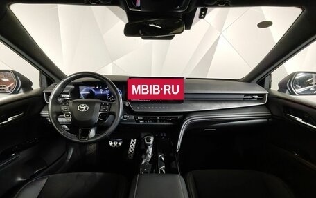 Toyota Camry, 2024 год, 3 996 000 рублей, 14 фотография