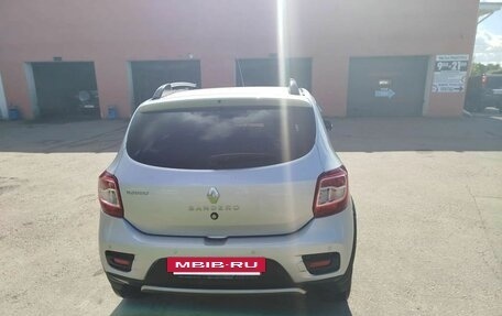 Renault Sandero II рестайлинг, 2017 год, 1 100 000 рублей, 2 фотография