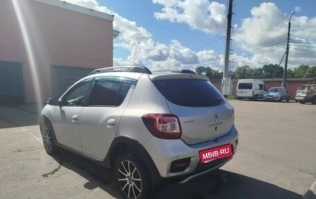 Renault Sandero II рестайлинг, 2017 год, 1 100 000 рублей, 3 фотография